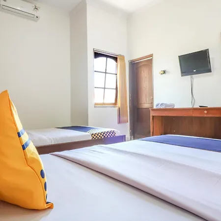 Super Oyo 1927 Hotel Candra Adigraha